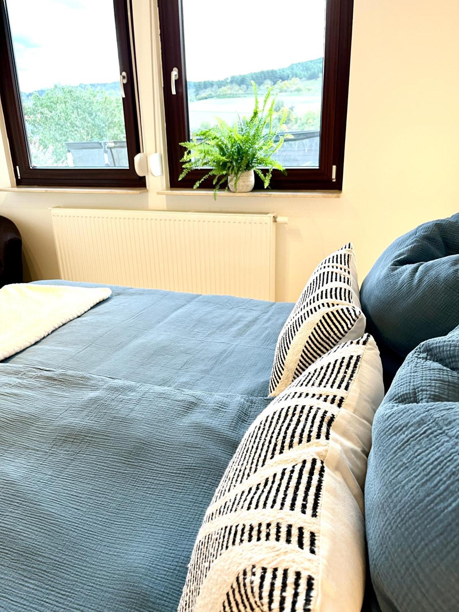 Ferienhaus Weinbergblick - Nahe Wuerzburg - 2 Schlafzimmer - Familienfreundlich - Terrasse Unterleinach Dış mekan fotoğraf